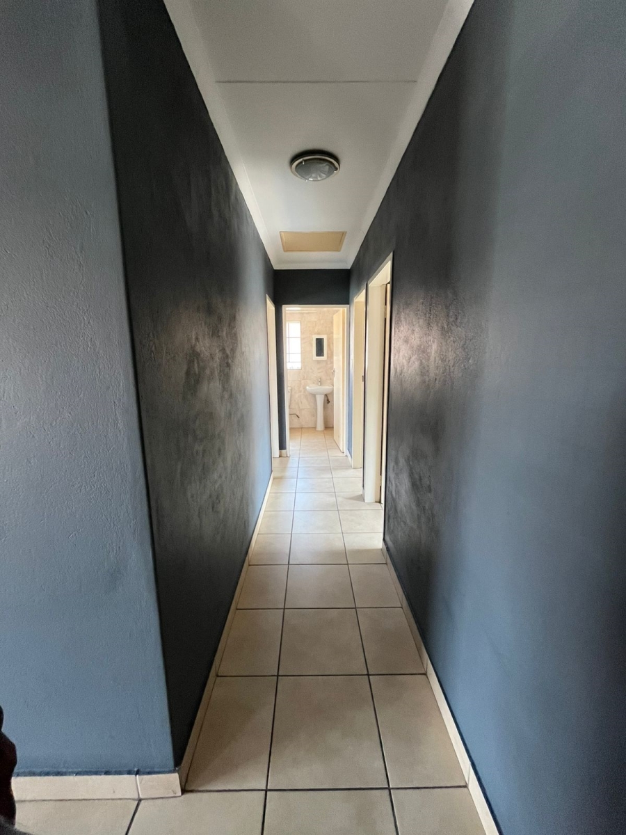 3 Bedroom Property for Sale in Waterval East North West